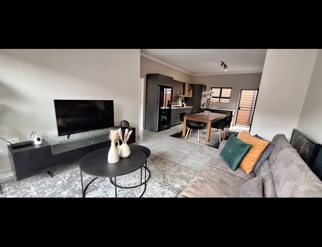 3 BEDROOM SECTIONAL TITLE FOR SALE IN BOARDWALK VILLAS